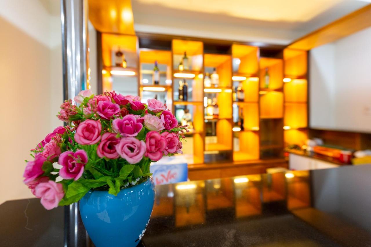 Sunny Hotel And Apartment Ho Chi Minh-stad Buitenkant foto